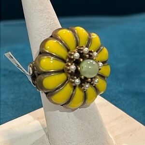 SWEET ROMANCE YELLOW MARIGOLD FLOWER RING